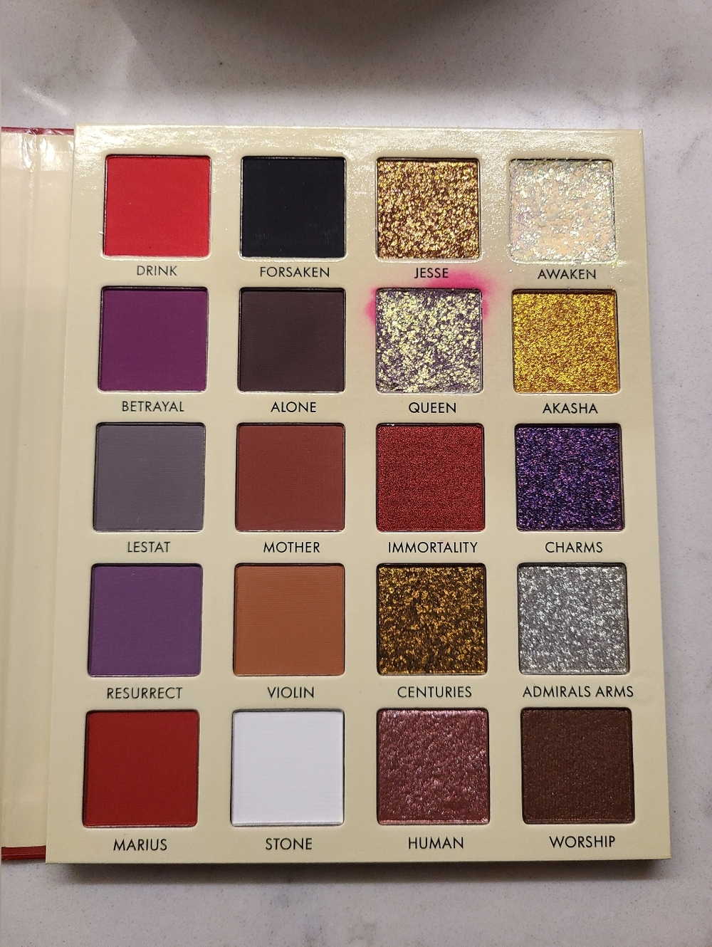 Unearthly WARMS MY BLOOD Eyeshadow Palette